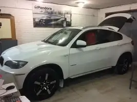 BMW X6. 2012